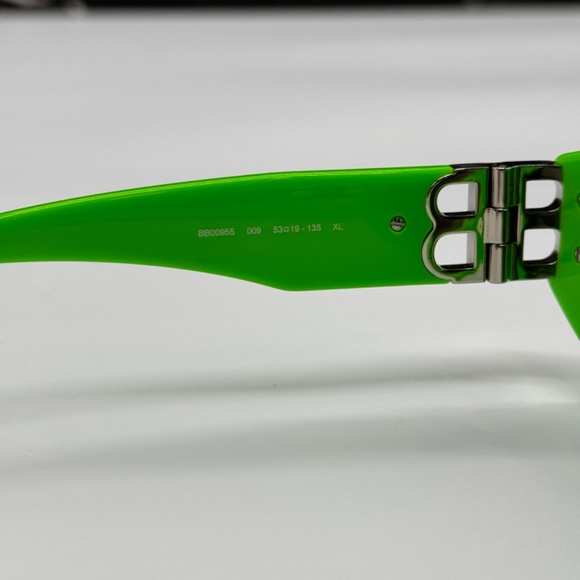 NEW BB0095S 009 BALENCIAGA GREEN GREY CAT EYE WOMEN BALENCIAGA SUNGLASSES - Picture 8 of 10